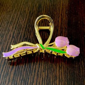 Tulip 🌷 hair clip / NEW